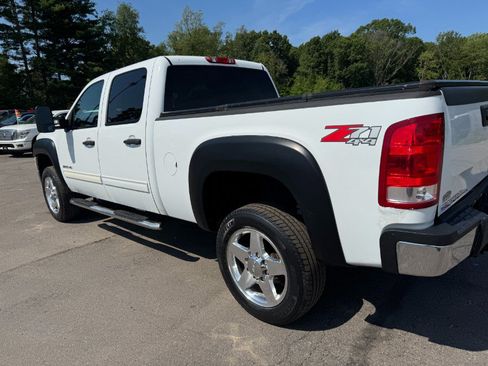 Used 2014 GMC Sierra 2500 SLE AWD/4WD image 10