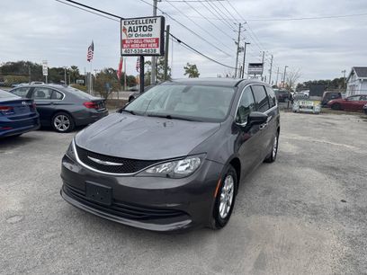 Used 2017 Chrysler Pacifica LX