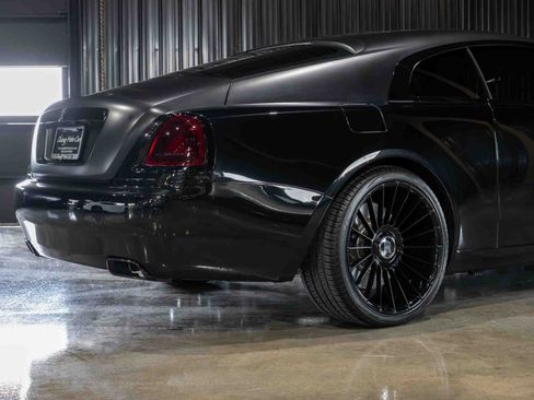 Used 2020 Rolls-Royce Wraith RWD image 36