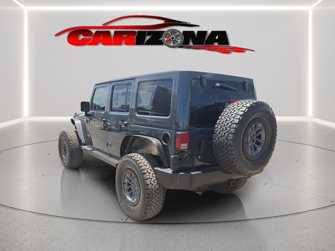 Used 2016 Jeep Wrangler Unlimited Rubicon w/ Connectivity Group AWD/4WD image 8