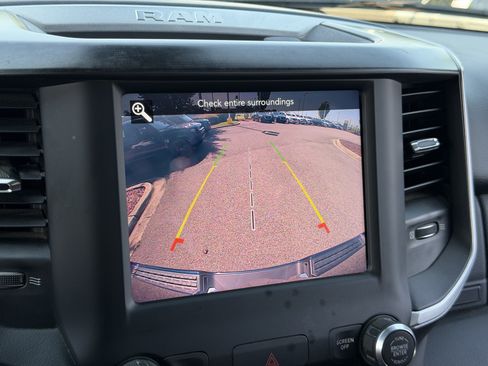 Used 2020 RAM 1500 Big Horn AWD/4WD image 25