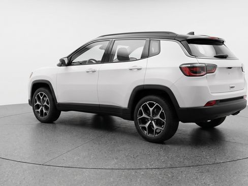 Used 2025 Jeep Compass Limited AWD/4WD image 6