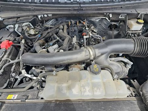 Used 2024 Ford Expedition Limited AWD/4WD image 34