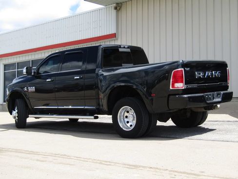 Used 2017 RAM 3500 Laramie Longhorn AWD/4WD image 10
