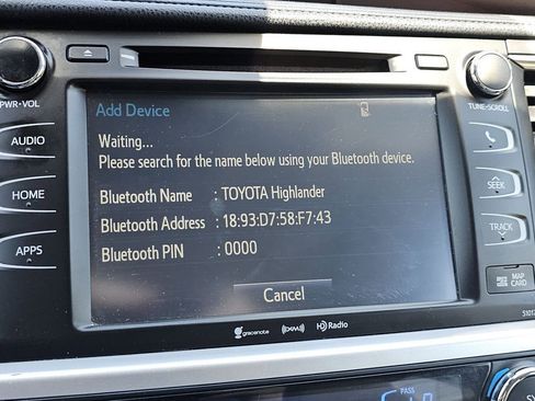 Used 2017 Toyota Highlander XLE w/ Carpet Mat Package AWD/4WD image 14