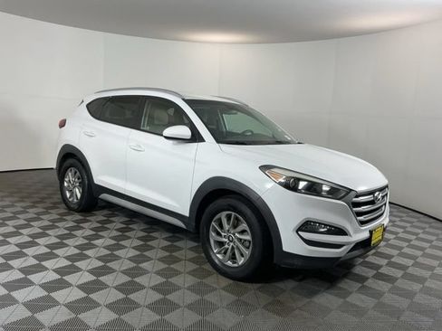 Used 2018 Hyundai Tucson SEL AWD/4WD image 3