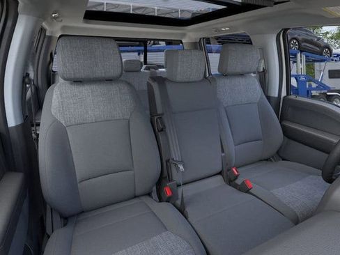 New 2026 Ford F250 XLT w/ XLT Premium Package image 10