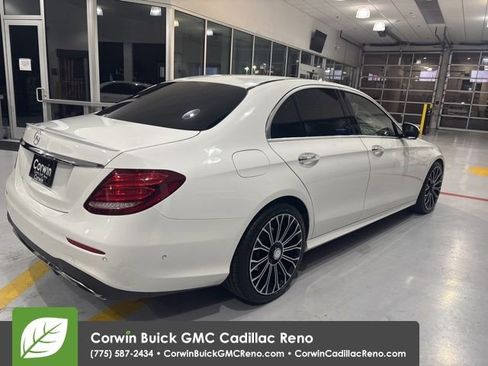 Used 2017 Mercedes-Benz E 300 image 8