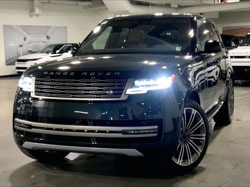 New 2026 Land Rover Range Rover SE image 1