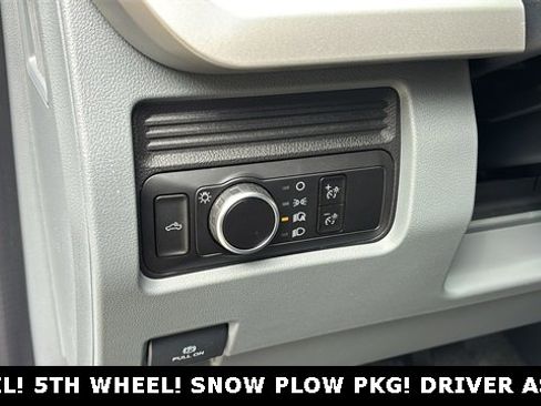 New 2025 Ford F250 XL w/ XL Driver Assist Package image 9