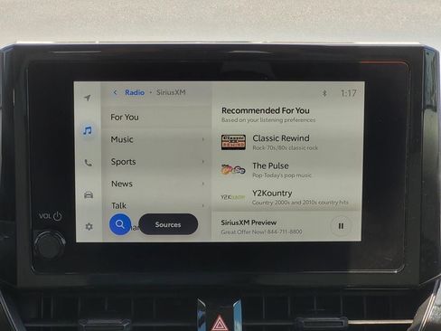 Used 2023 Toyota Corolla Cross LE image 17