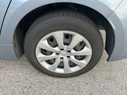 Used 2023 Toyota Corolla LE FWD image 10