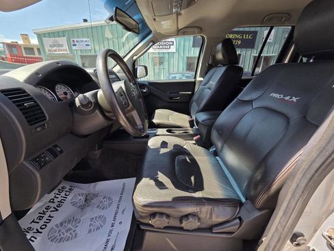 Used 2011 Nissan Xterra PRO-4X w/ Pro-4x Leather Pkg image 16