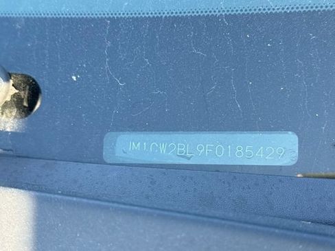 Used 2015 MAZDA MAZDA5 Sport FWD image 3