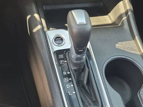 Used 2025 Nissan Altima 2.5 SV AWD/4WD image 20