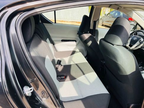 Used 2013 Toyota Prius C Two image 19