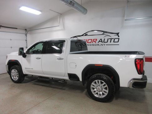 Used 2021 GMC Sierra 2500 SLT w/ SLT Preferred Package image 5