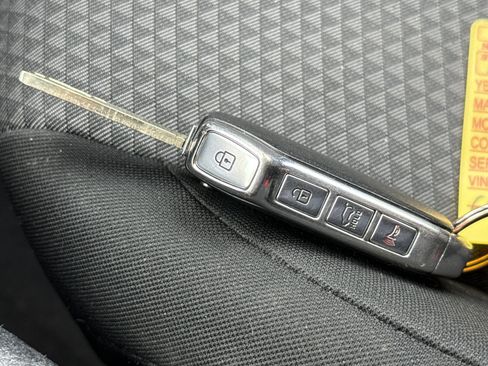 Used 2020 Kia Soul LX FWD image 27