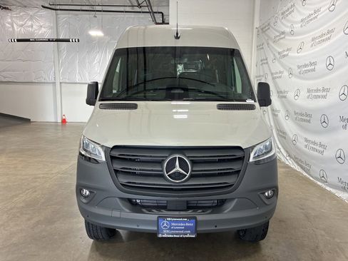New 2025 Mercedes-Benz Sprinter 2500 image 2