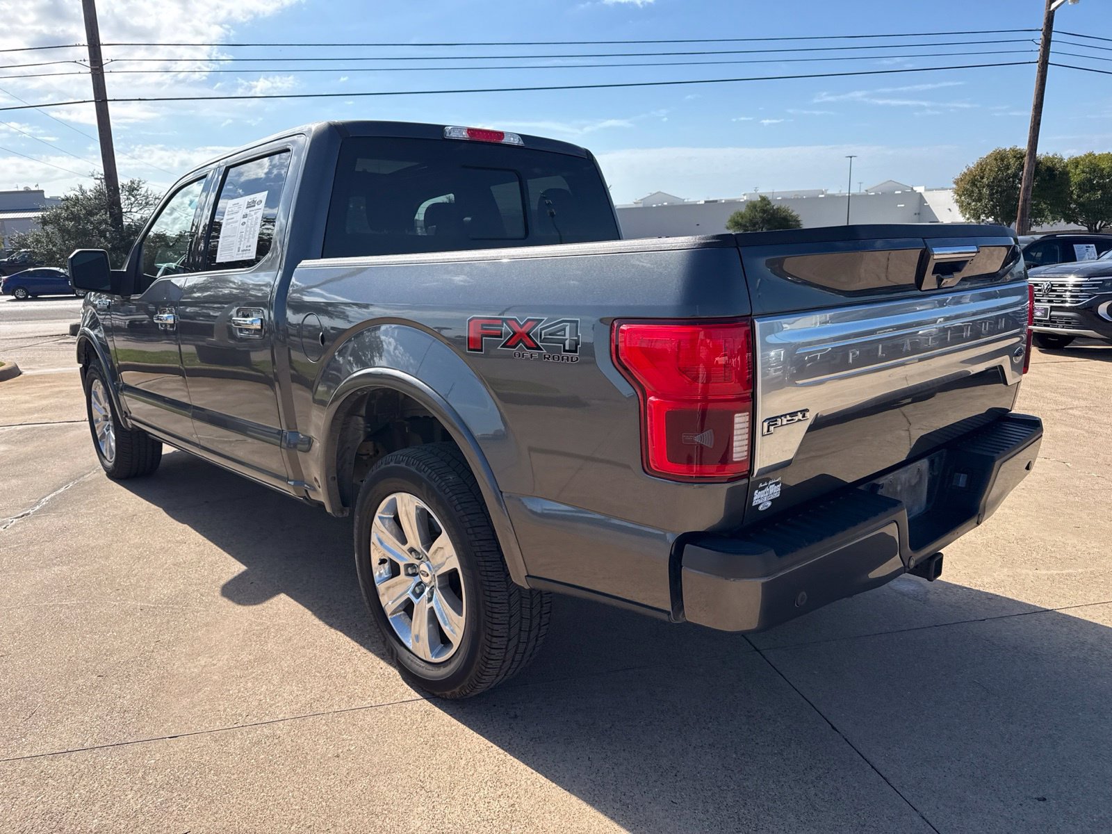 Used 2018 Ford F150 Platinum w/ Equipment Group 701A Luxury AWD/4WD image 5