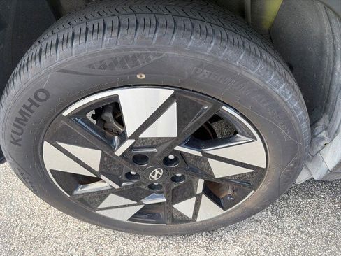 Used 2024 Hyundai Kona SEL FWD image 13