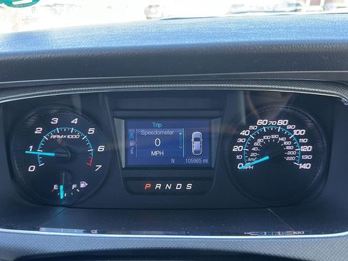 Used 2018 Ford Taurus SE image 12