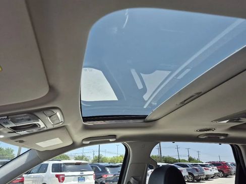 Used 2022 Kia Telluride SX w/ Towing Package AWD/4WD image 16
