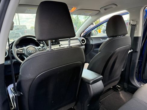 Used 2019 Kia Forte LXS image 18