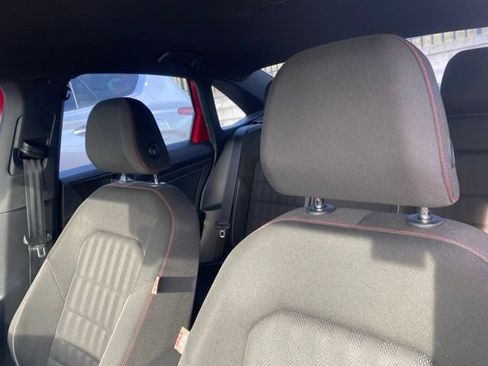 Used 2019 Volkswagen Jetta GLI FWD image 5