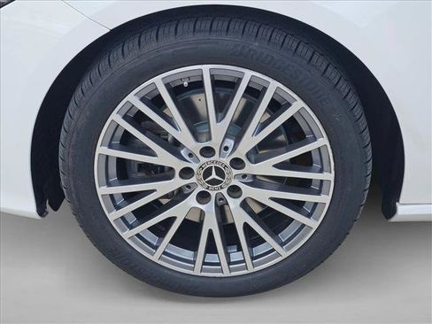 Used 2023 Mercedes-Benz CLA 250 image 22