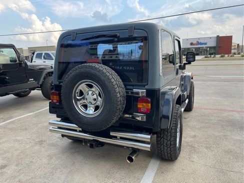 Used 1999 Jeep Wrangler Sahara image 5