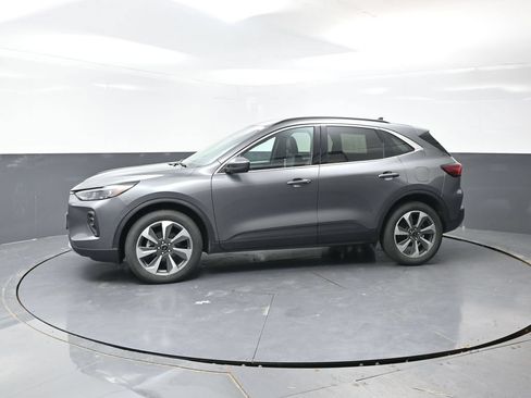 Used 2025 Ford Escape Platinum AWD/4WD image 10