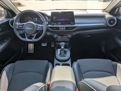 Used 2024 Kia Forte GT-Line image 17