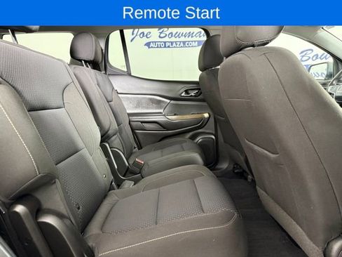 Used 2023 GMC Acadia SLE w/ Driver Convenience Package image 21