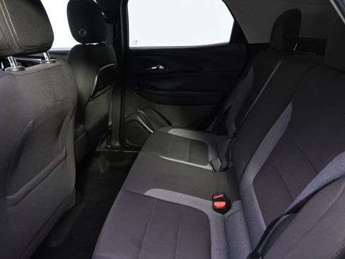 Used 2021 Chevrolet TrailBlazer LT w/ Convenience Package FWD image 21