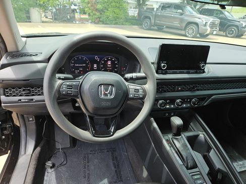 Certified 2024 Honda Accord LX image 17