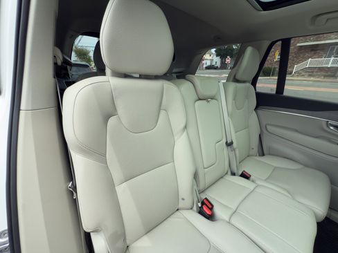 Certified 2023 Volvo XC90 T8 Plus w/ Protection Package image 32