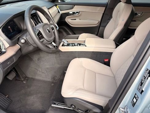 New 2026 Volvo XC90 B6 Plus w/ Protection Package Premier AWD/4WD image 5