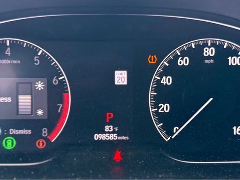 Used 2018 Honda Accord LX image 10