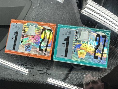 Used 2019 BMW X5 xDrive50i w/ M Sport Package image 19