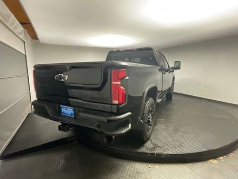 Certified 2024 Chevrolet Silverado 2500 High Country w/ Midnight Edition image 8
