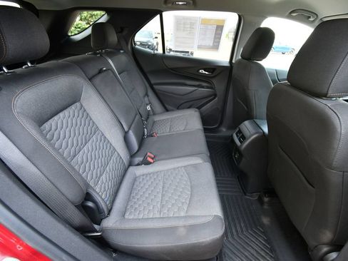 Used 2021 Chevrolet Equinox LT AWD/4WD image 20