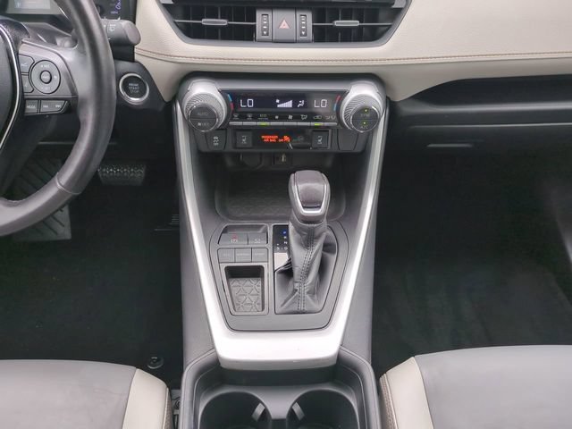Used 2019 Toyota RAV4 XLE Premium w/ Cold Weather Package FWD image 20