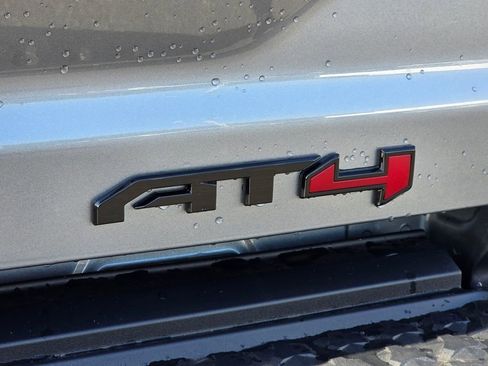 New 2026 GMC Canyon AT4 w/ AT4 Premium Package AWD/4WD image 31