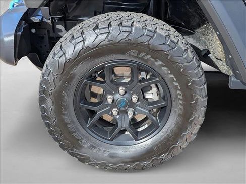Used 2024 Jeep Wrangler Willys AWD/4WD image 9