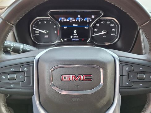 Used 2021 GMC Yukon XL SLT AWD/4WD image 16