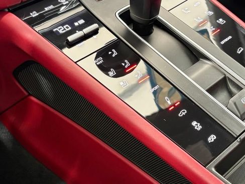 Used 2023 Porsche Macan GTS AWD/4WD image 42