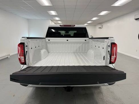 New 2026 GMC Sierra 1500 Pro image 8