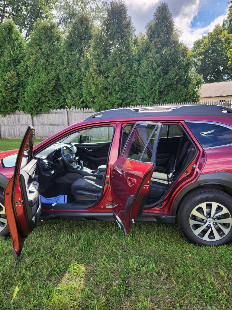 Used 2024 Subaru Outback Premium AWD/4WD image 15