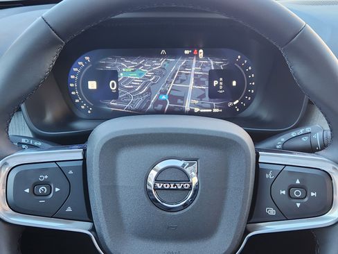 New 2026 Volvo XC40 B5 Ultra w/ Climate Package image 9